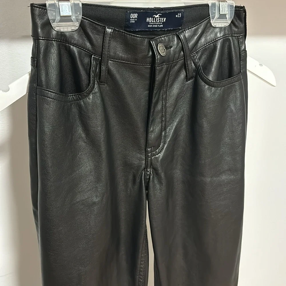 Hollister faux leather high rise flare pants. - Picture 2 of 9